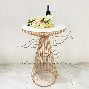 Cocktails table