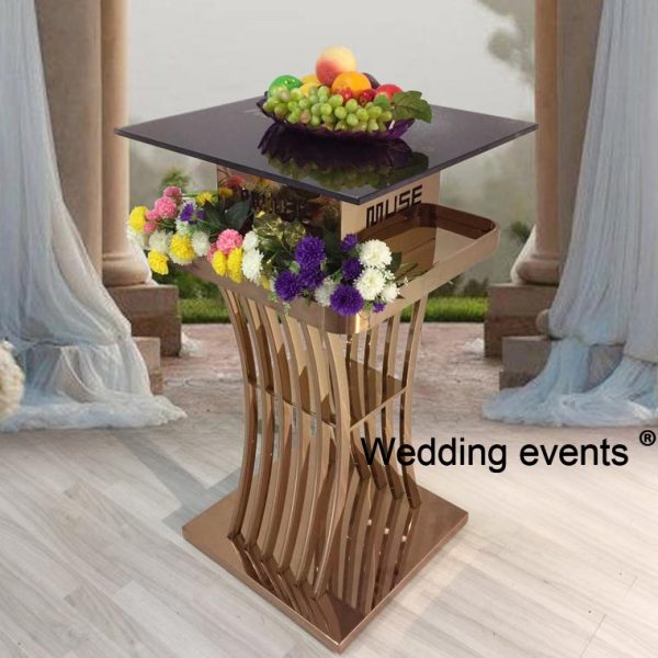 cocktail table