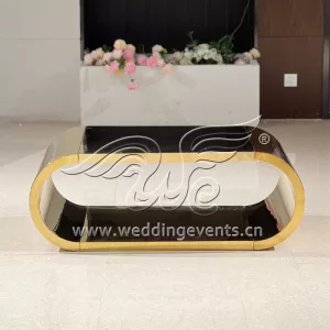 Country Wedding Cake Table