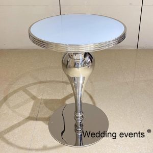 silver cake table