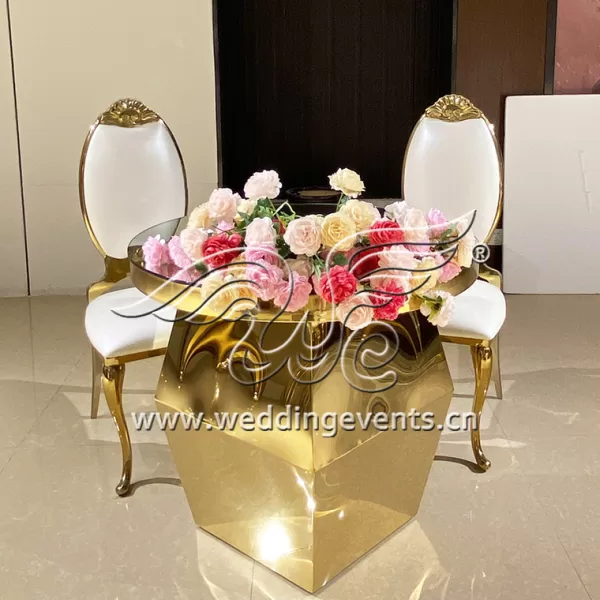 Bridal Shower Cake Table