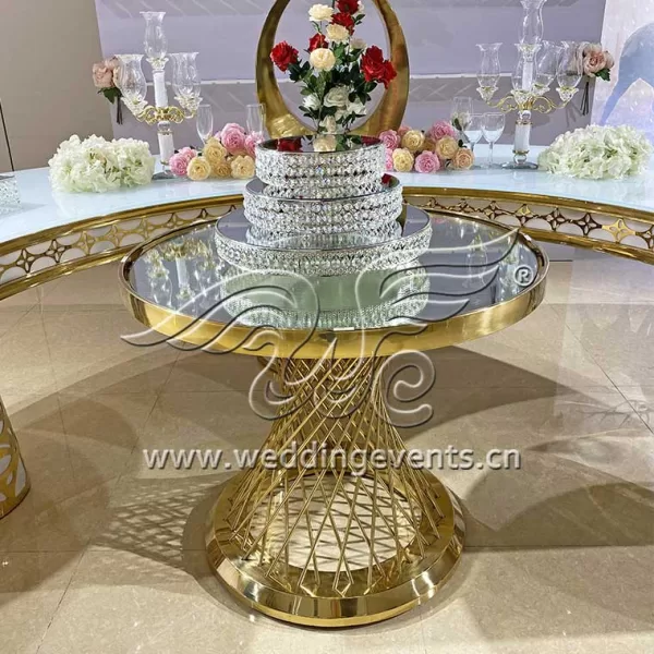Wedding Cake Table
