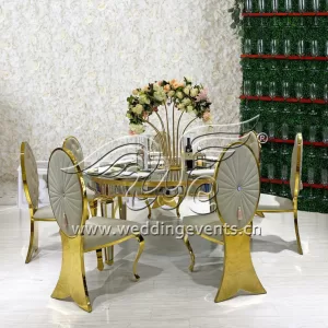 Round Wedding Table