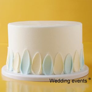 dummy wedding cake