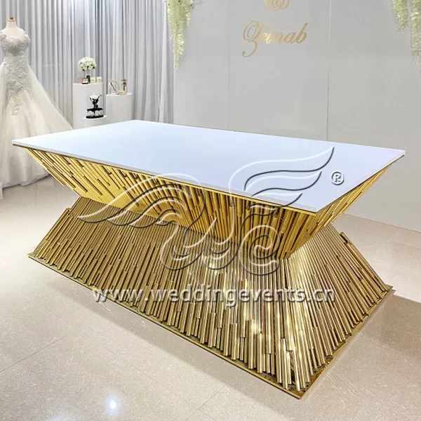 wedding table for reception