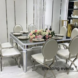 wedding table