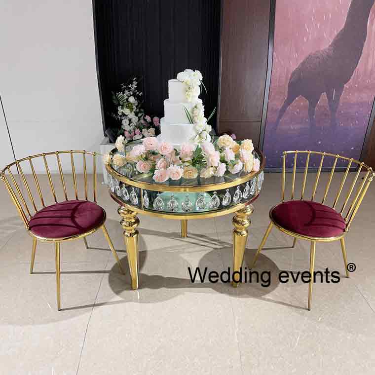 Wedding cake display table ideas