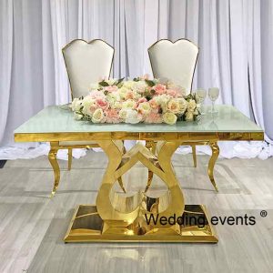 Wedding table for bride and groom