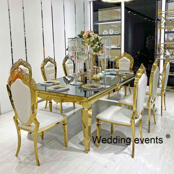 Wedding party reception table