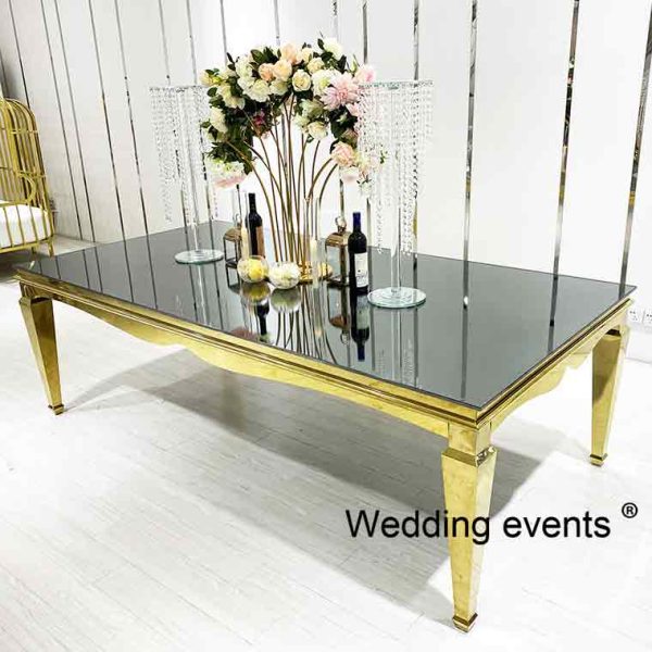 Wedding party reception table