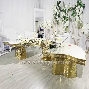 Table Serpentine