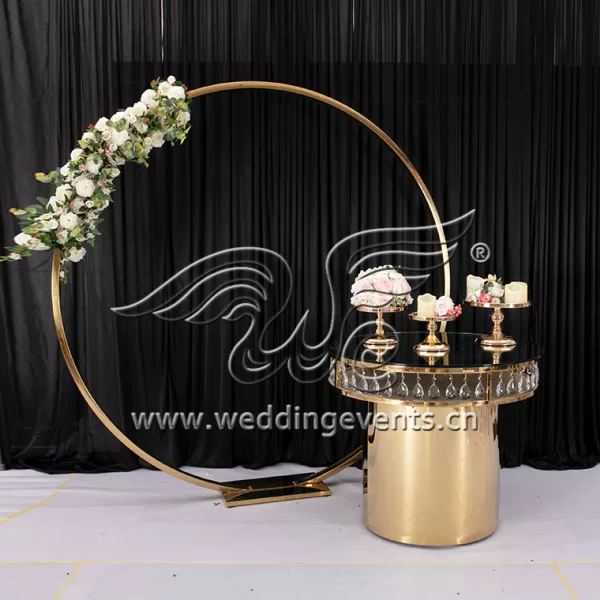 Circle wedding backdrop