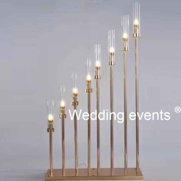 Dining table centerpiece