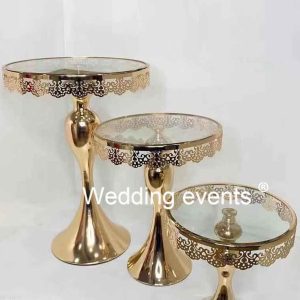 Gold cake stands