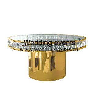 Crystal round wedding tables