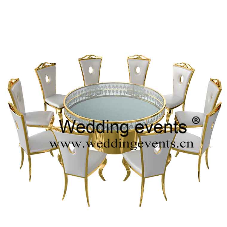 Commercial restaurant tables with crystal decor