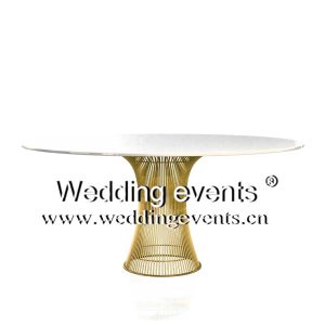 Golden Wedding Table