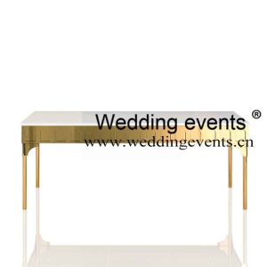 Wedding table arrangements