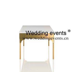 Wedding table arrangements