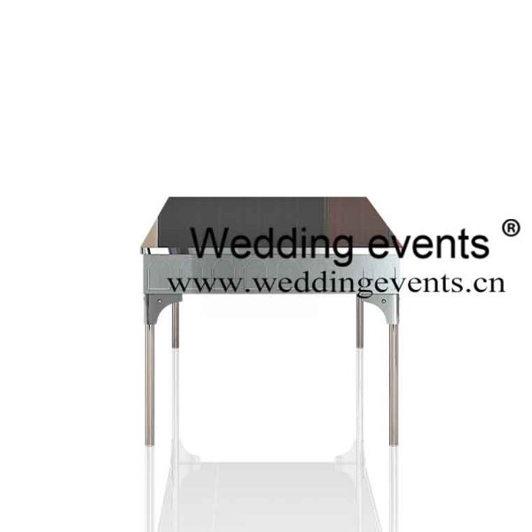 Reception table decor