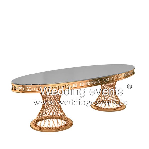 Elegant Dinner Table