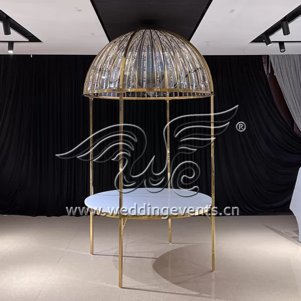 Transparent Dome Dining Table
