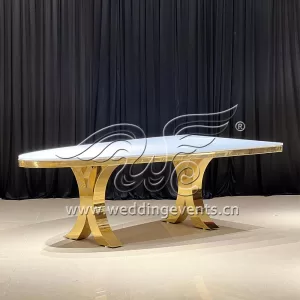 Dinner Style Table