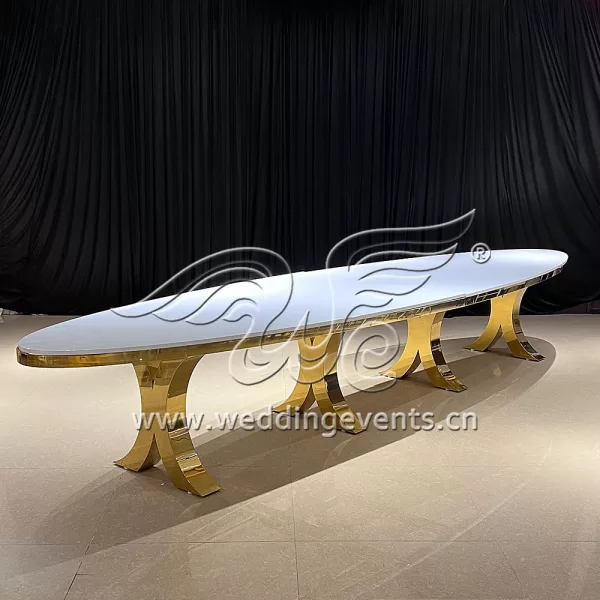 Dinner Style Table