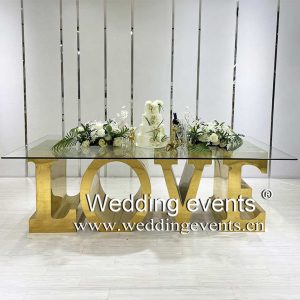 Love Table For Wedding