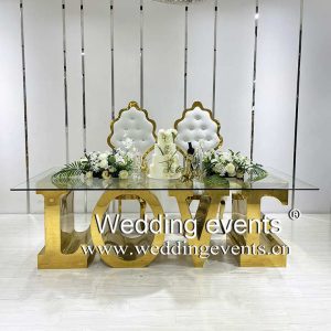 Love Table For Wedding