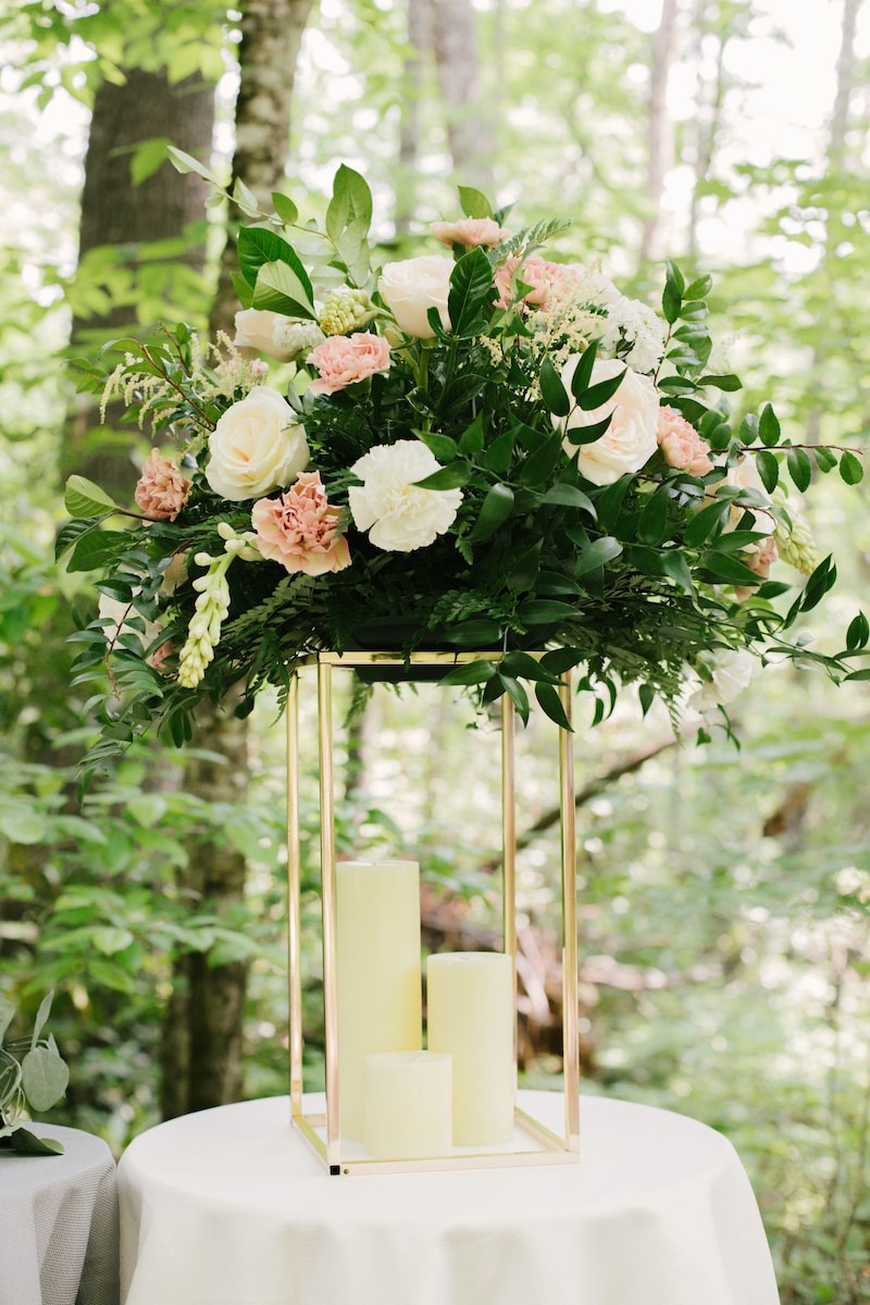 Romantic Candle Centerpiece Ideas