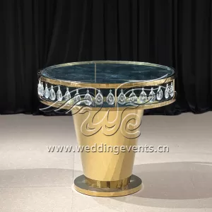 Cake Table With Crystal