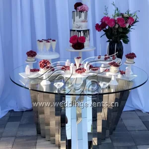 Twisted Shape Cake Table