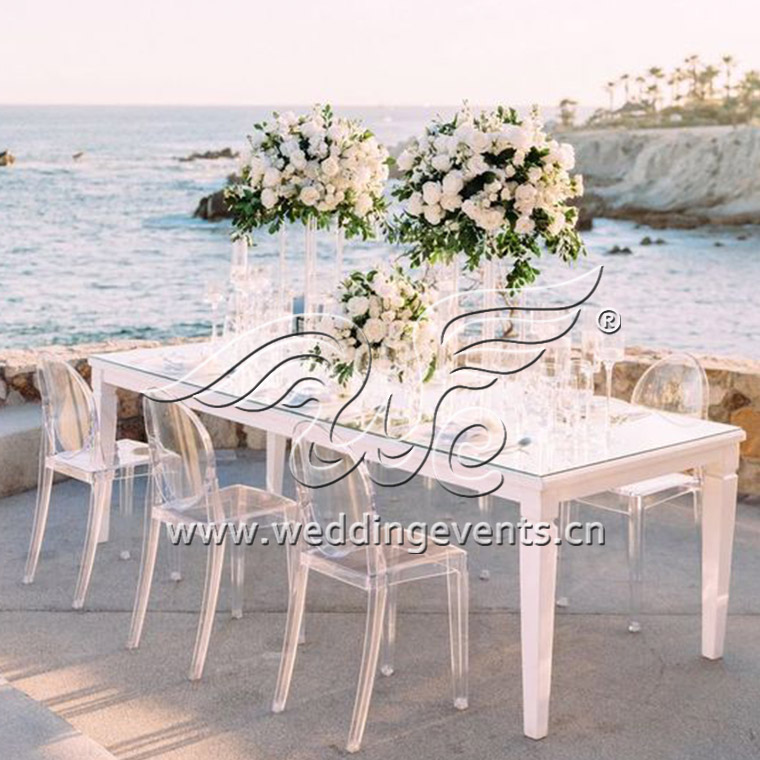 Chic Acrylic Wedding