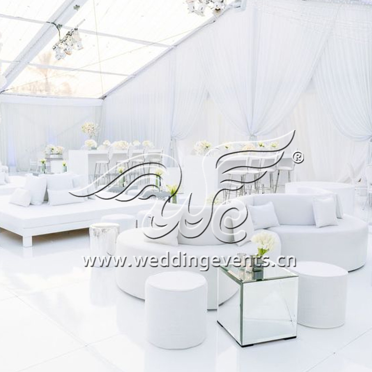 Choosing the Right Loungers
