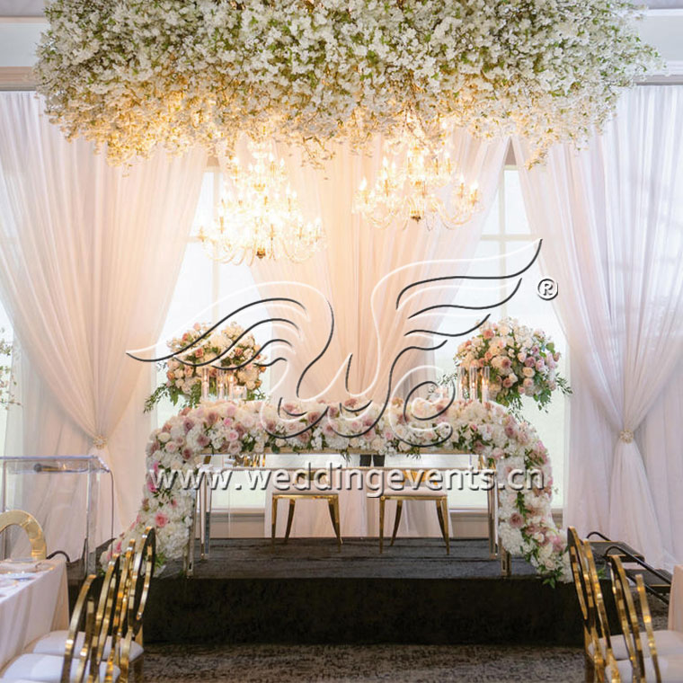 Wedding Sweetheart Table Decor