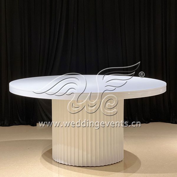 Round Tables at Wedding Reception