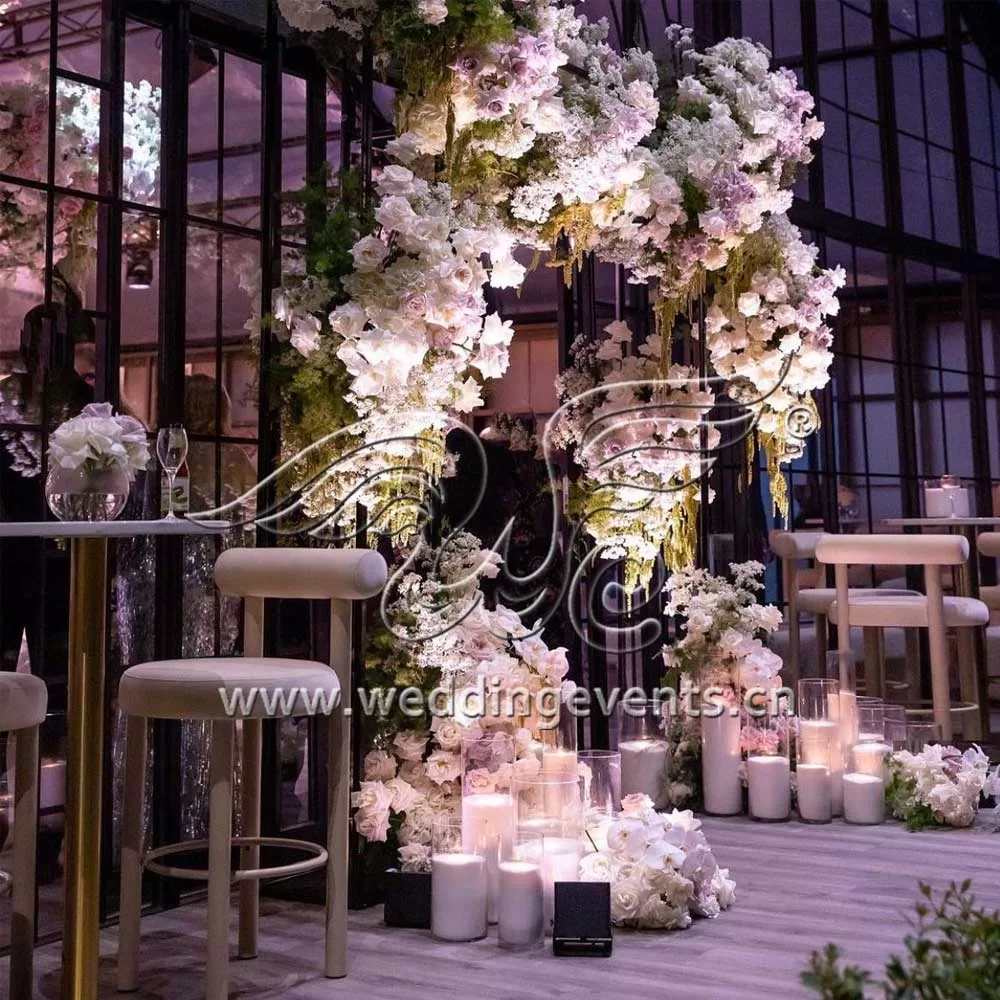 Creative & Fun Cocktail Hour Ideas for Unforgettable Wedding