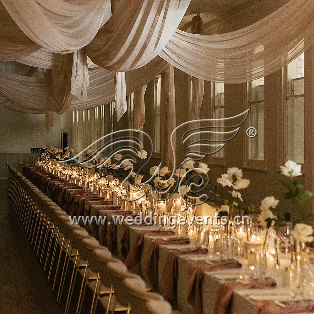 Wedding Candle Ideas For A Magical Atmosphere