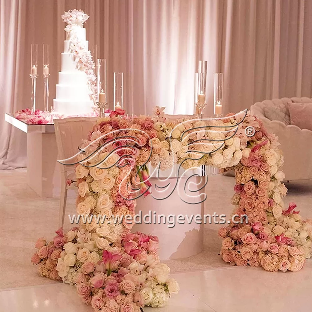 Comparing Artificial Flowers & Real Flowers for Weddings