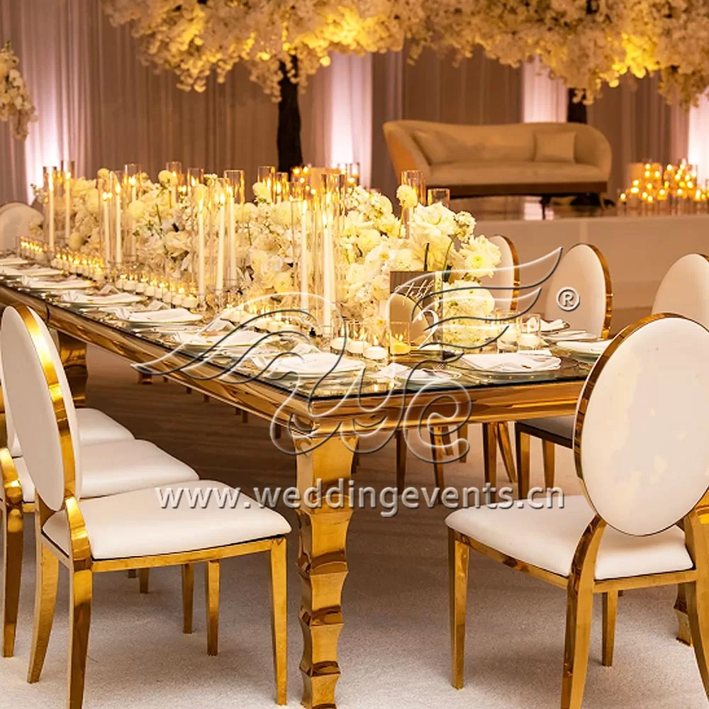 Personalizing Your Wedding Experience with Custom Designs